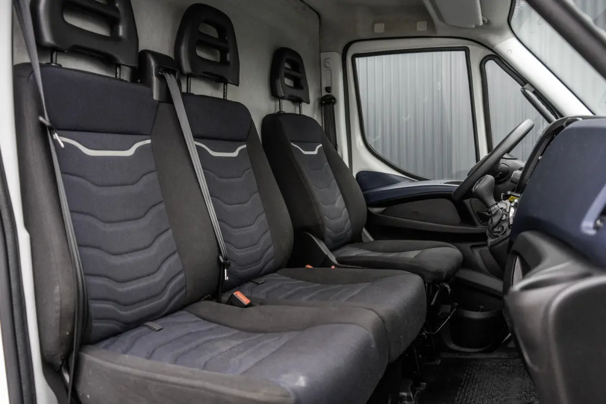 **35S14V 2.3 L2H2 | Automaat | Euro 6 | Cruise | Climate | 3500 KG Trekgewicht | Trekhaak**