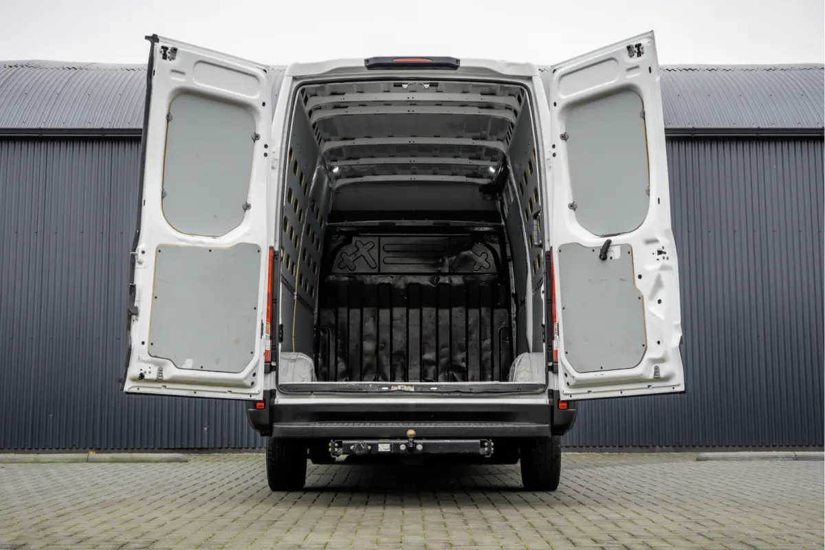 **35S14V 2.3 L2H2 | Automaat | Euro 6 | Cruise | Climate | 3500 KG Trekgewicht | Trekhaak**