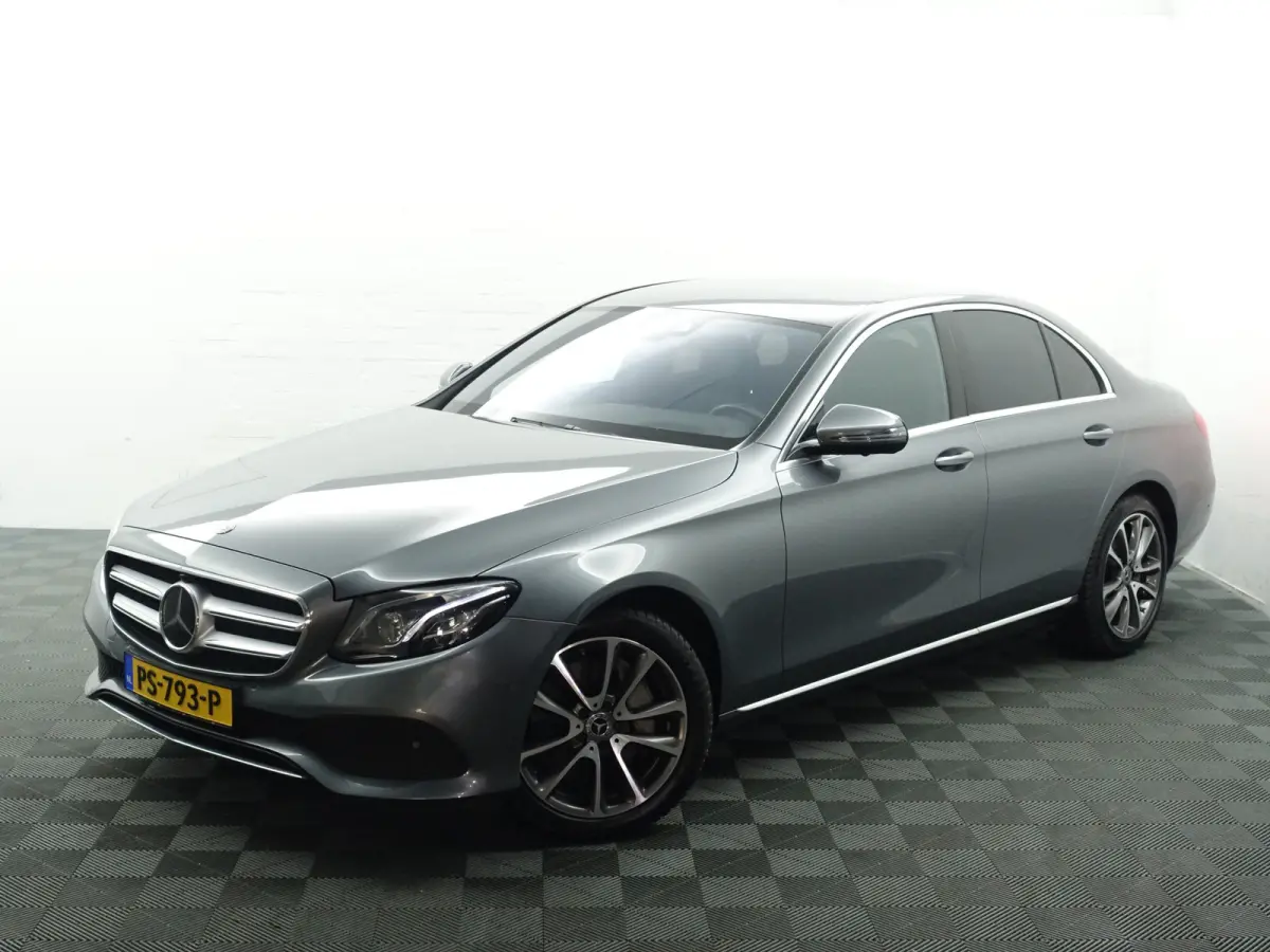 350 e AMG Premium Plus Aut- 360 Camera, Sfeerverlichting, Carplay, Head Up, Burmester, Xenon Led