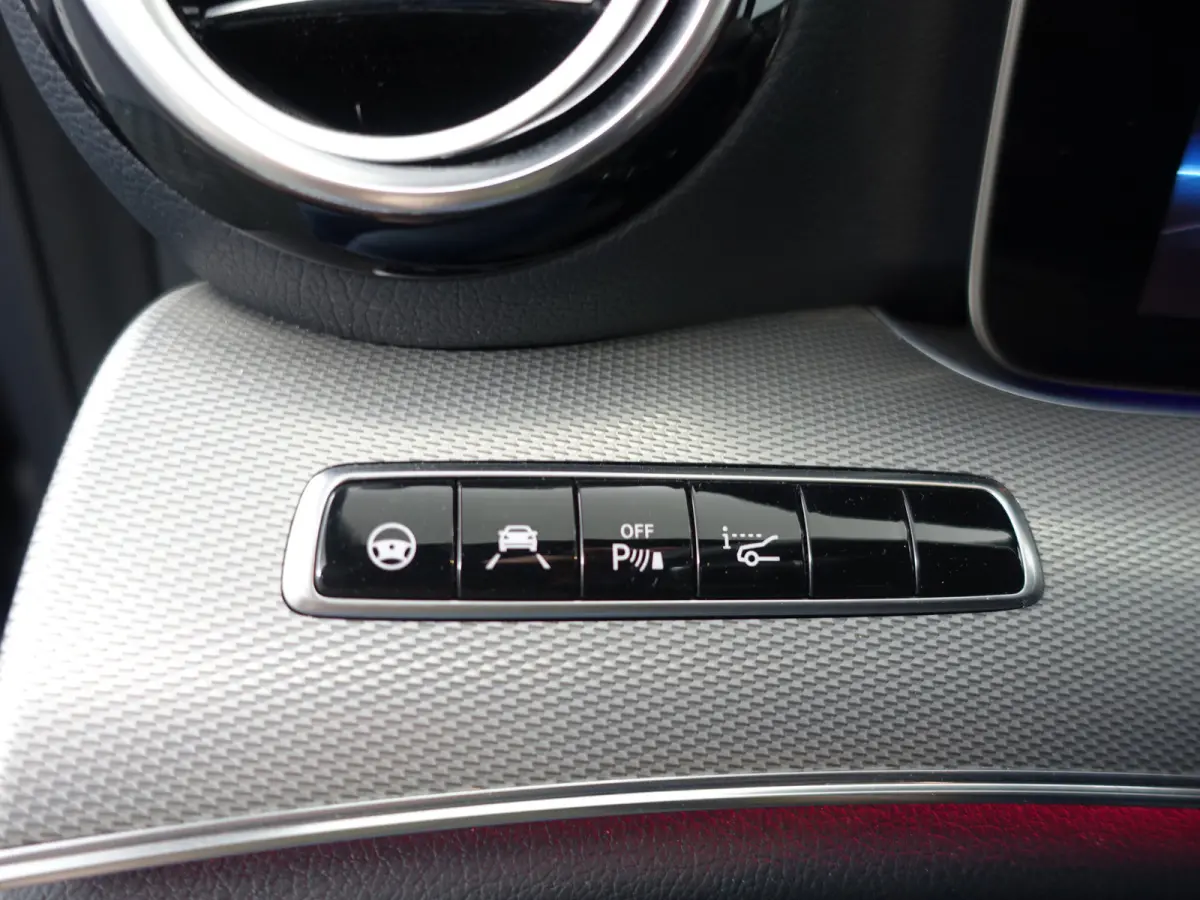 350 e AMG Premium Plus Aut- 360 Camera, Sfeerverlichting, Carplay, Head Up, Burmester, Xenon Led
