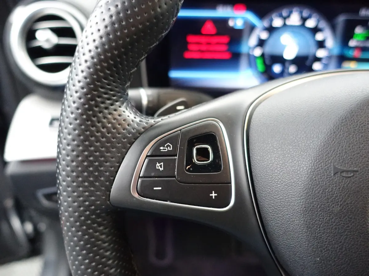 350 e AMG Premium Plus Aut- 360 Camera, Sfeerverlichting, Carplay, Head Up, Burmester, Xenon Led