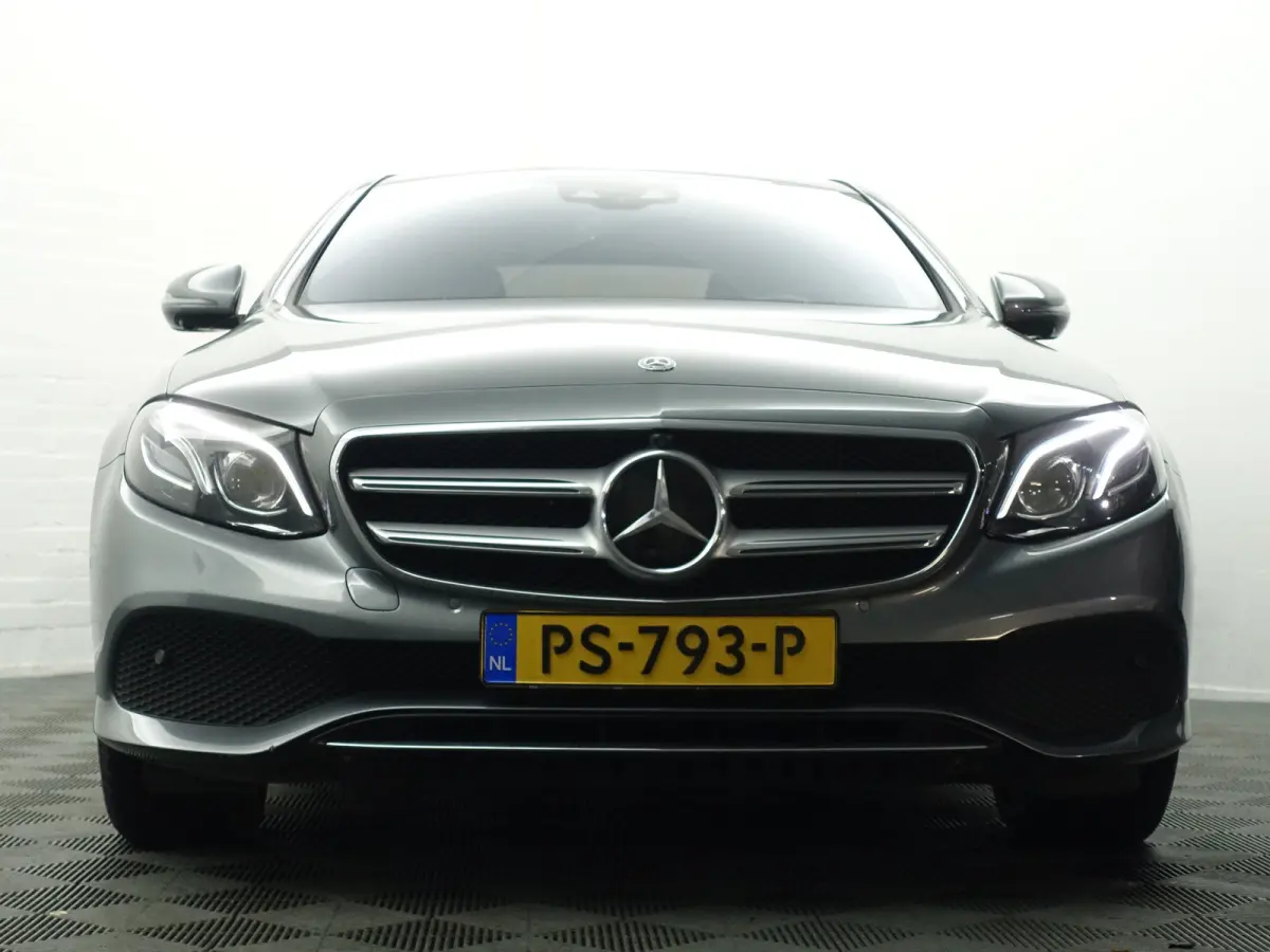 350 e AMG Premium Plus Aut- 360 Camera, Sfeerverlichting, Carplay, Head Up, Burmester, Xenon Led