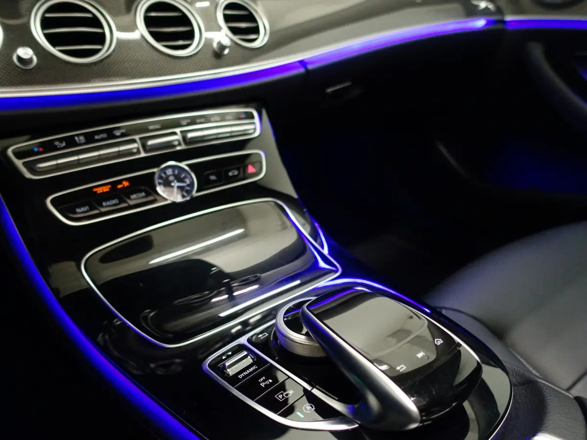 220 D Prestige Plus Aut, Panoramadak, 360 Camera, Memory Seats, Burmester Surround, Sfeerverlichting