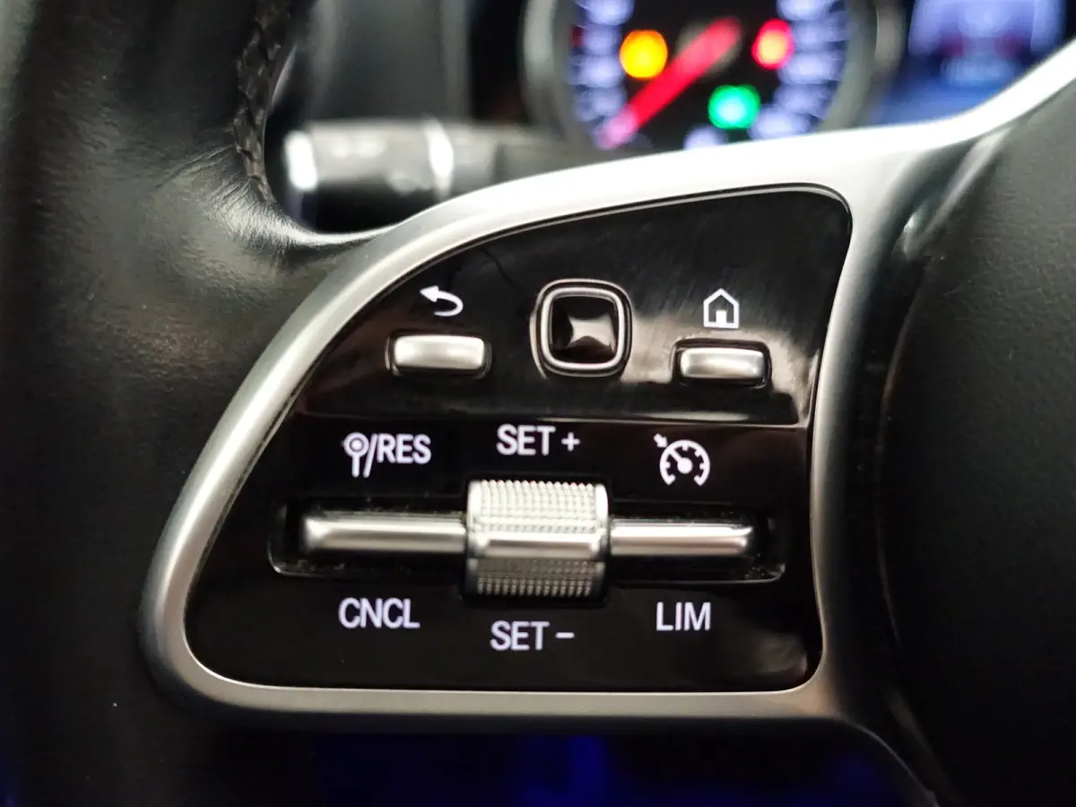 220 D Prestige Plus Aut, Panoramadak, 360 Camera, Memory Seats, Burmester Surround, Sfeerverlichting