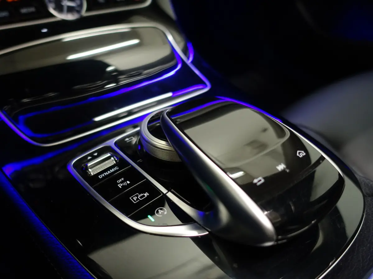 220 D Prestige Plus Aut, Panoramadak, 360 Camera, Memory Seats, Burmester Surround, Sfeerverlichting