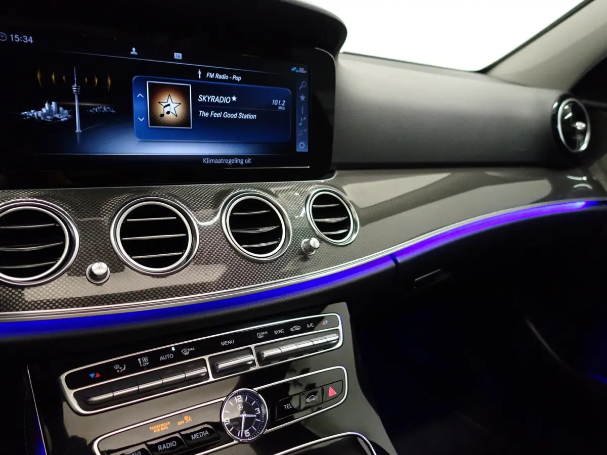 220 D Prestige Plus Aut, Panoramadak, 360 Camera, Memory Seats, Burmester Surround, Sfeerverlichting