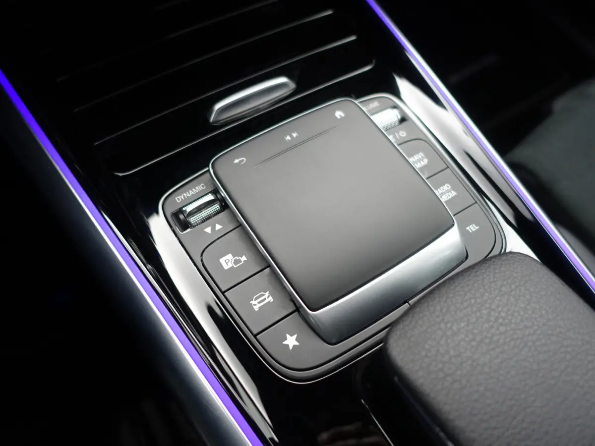 250 AMG Edition 1 67 kWh Aut- Head Up, Memory Seats, 360 Camera, Panoramadak, Alcantara Interieur Afwerking, Sfeerverlichting