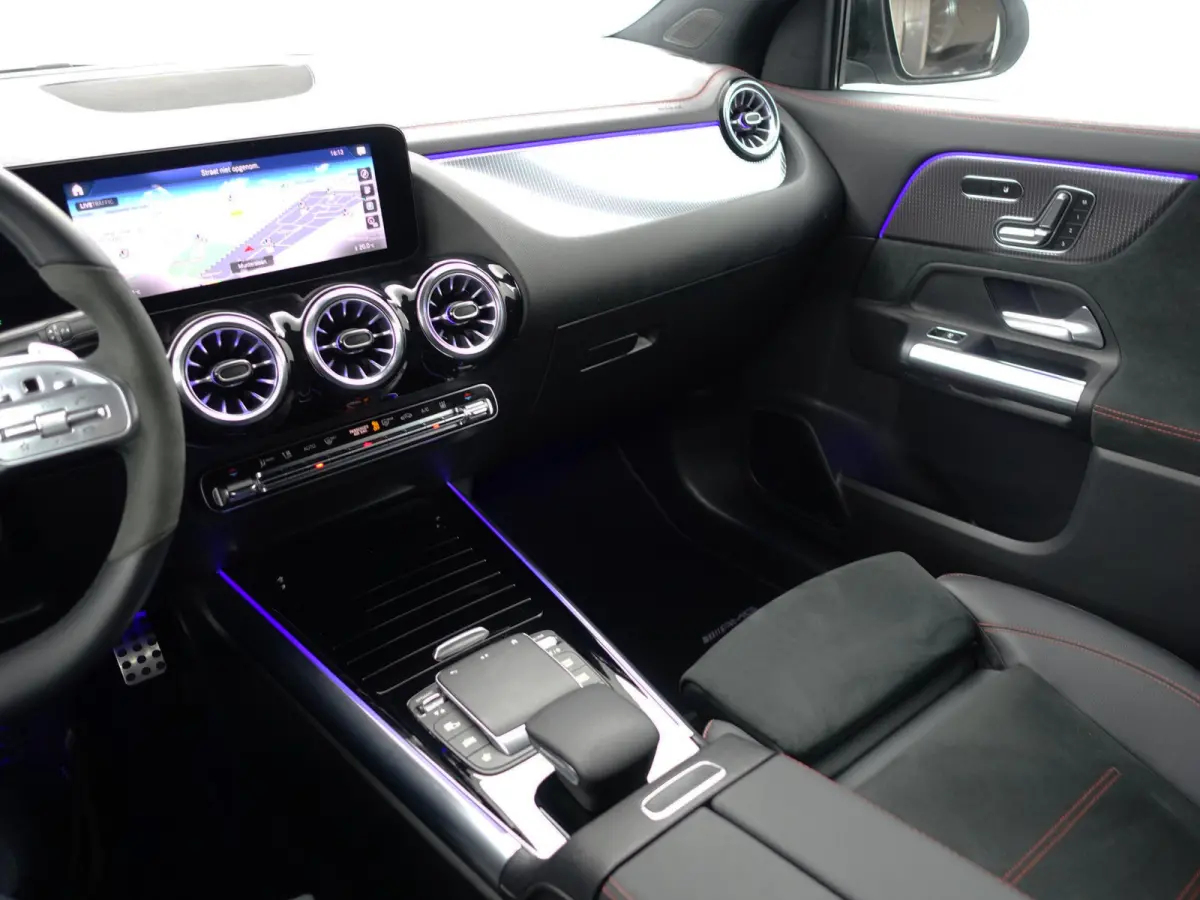 250 AMG Edition 1 67 kWh Aut- Head Up, Memory Seats, 360 Camera, Panoramadak, Alcantara Interieur Afwerking, Sfeerverlichting