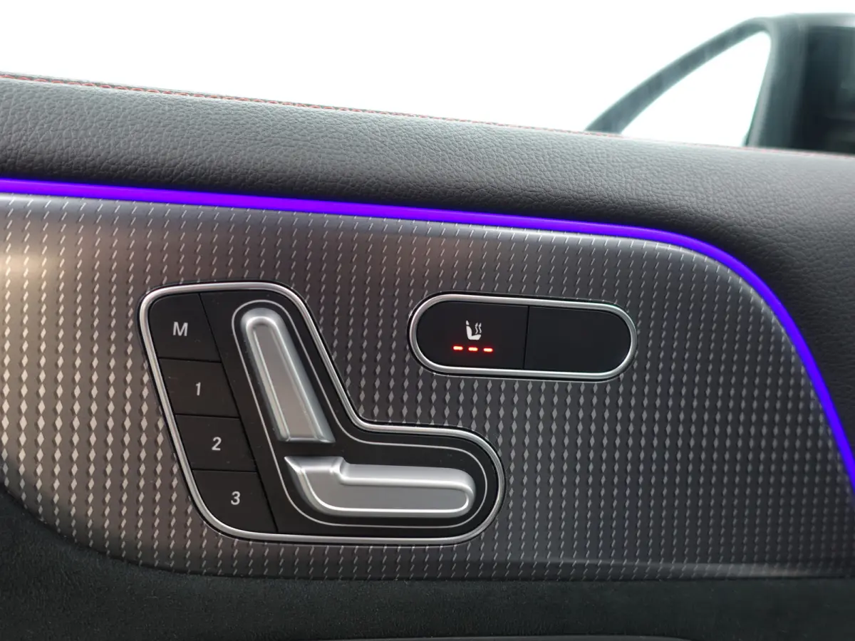 250 AMG Edition 1 67 kWh Aut- Head Up, Memory Seats, 360 Camera, Panoramadak, Alcantara Interieur Afwerking, Sfeerverlichting