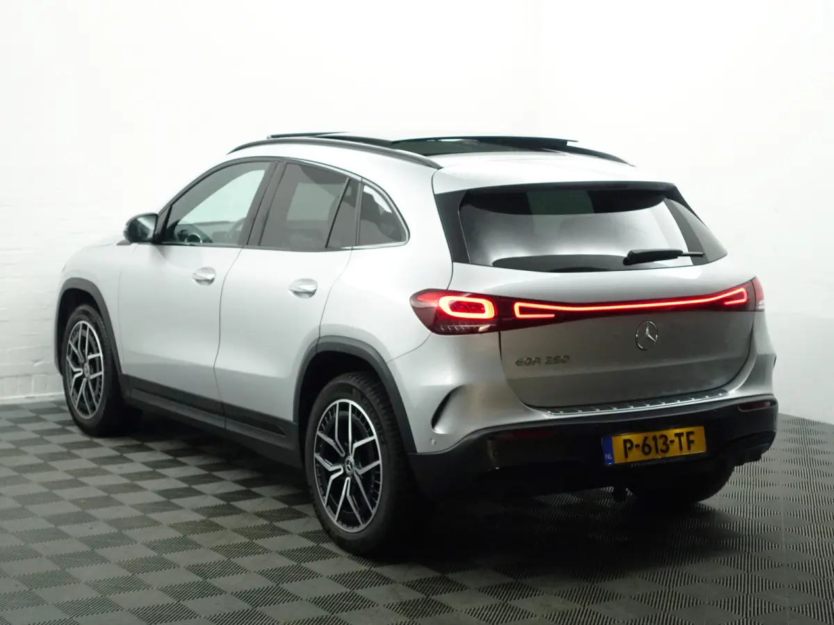 250 AMG Edition 1 67 kWh Aut- Head Up, Memory Seats, 360 Camera, Panoramadak, Alcantara Interieur Afwerking, Sfeerverlichting