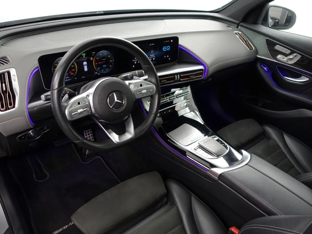 400 4MATIC Premium Plus 80 kWh- Schuifdak, Memory Seats, Carplay, Android Auto, Sfeerverlichting, 360 Camera