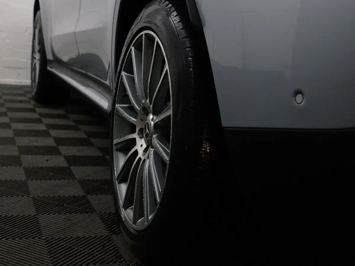 400 4MATIC Premium Plus 80 kWh- Schuifdak, Memory Seats, Carplay, Android Auto, Sfeerverlichting, 360 Camera