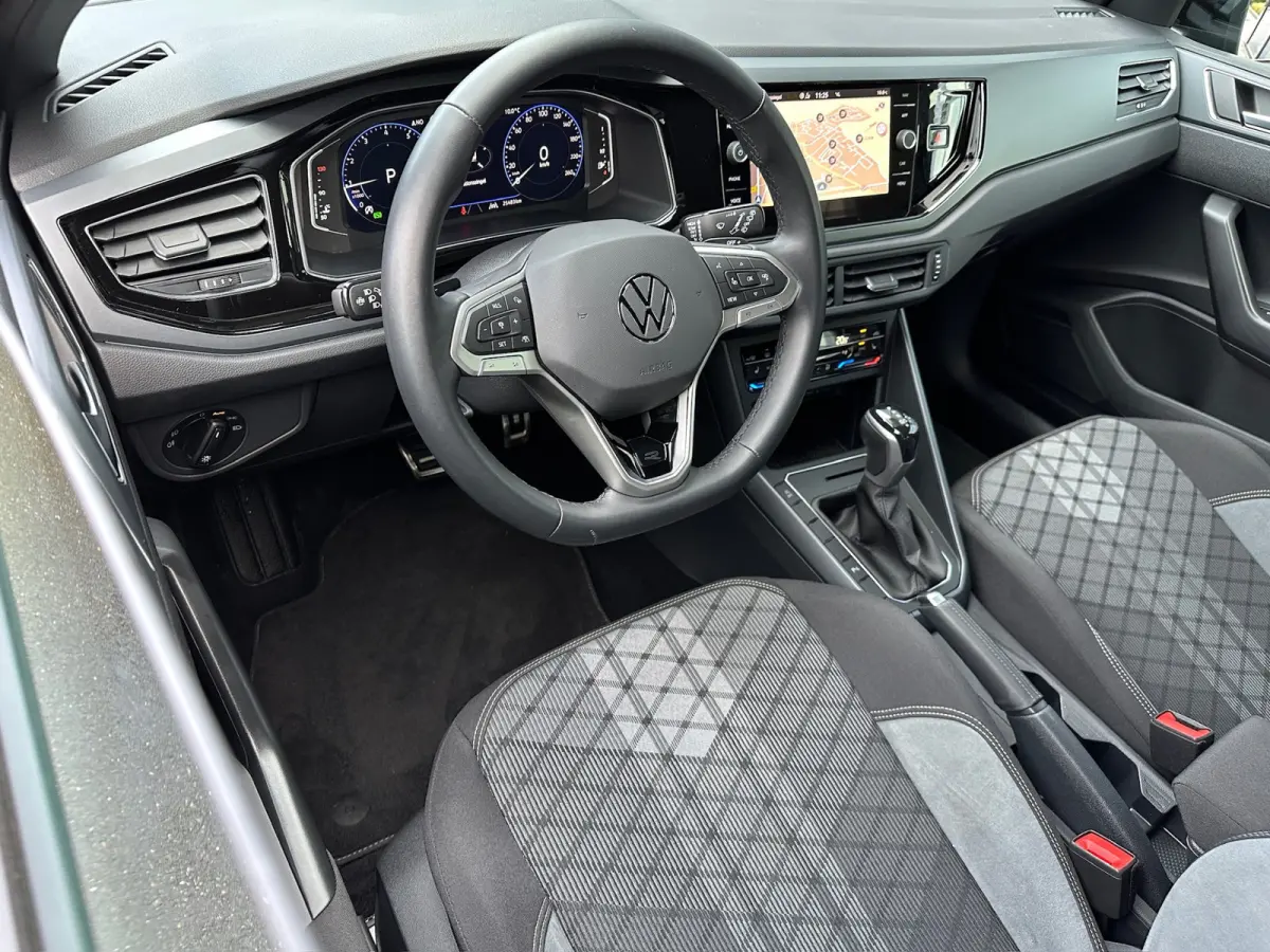 1.5 TSI 150pk DSG R-Line | Trekhaak | IQ light | Camera | Navi | Virtual | Rijklaar incl. garantie