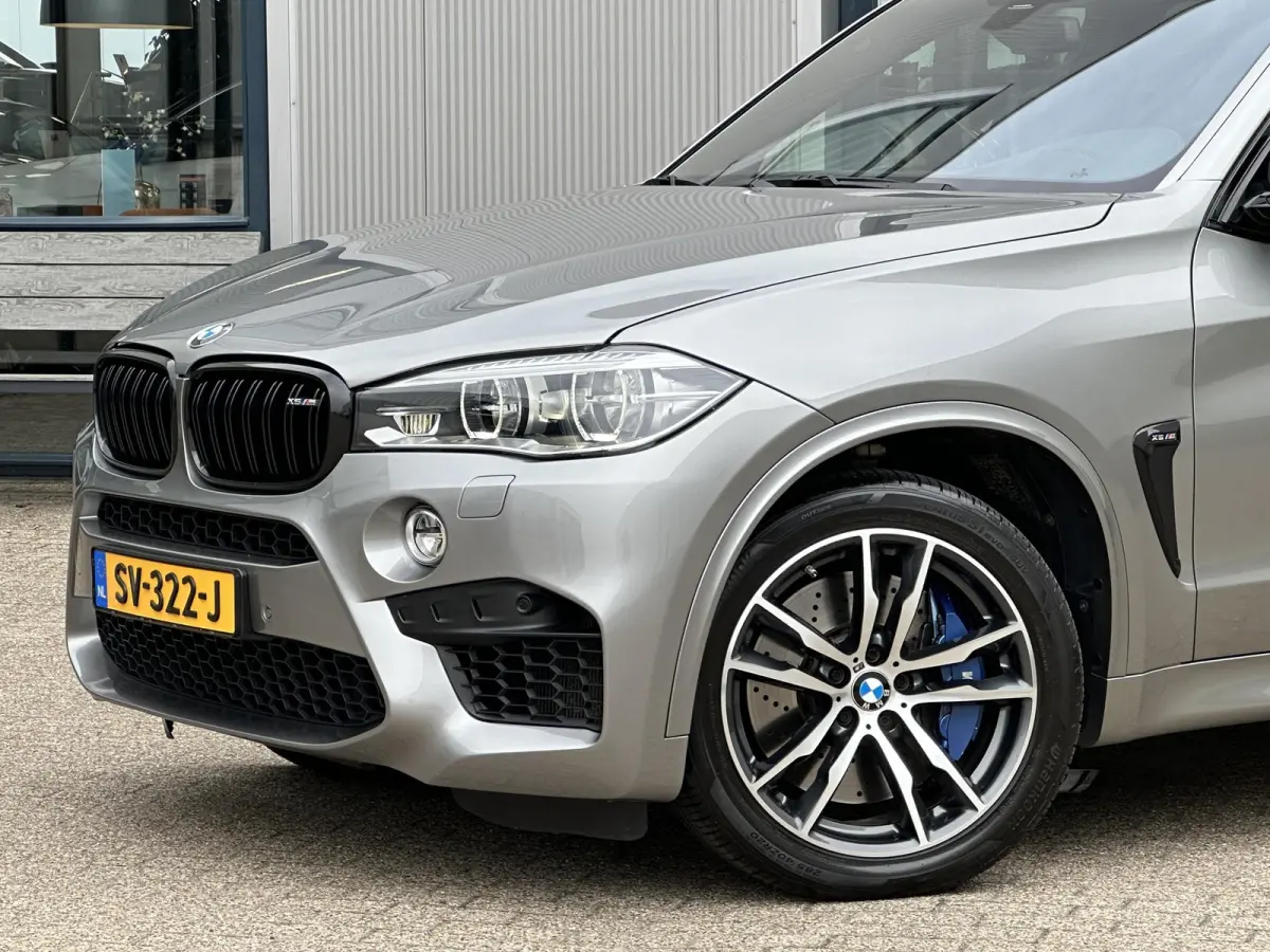 M 575pk | Pano-Dak/Head-Up/H&K/Softclose/Parkeercamera/historie
