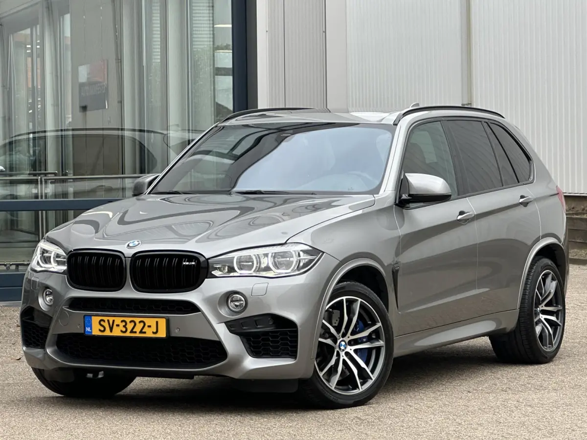 M 575pk | Pano-Dak/Head-Up/H&K/Softclose/Parkeercamera/historie
