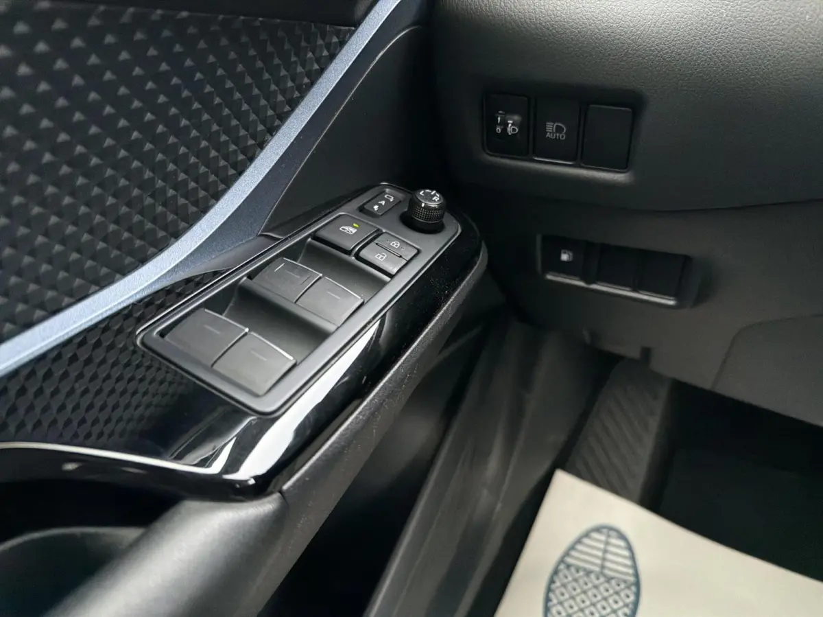 2.0 Hybrid Dynamic 184PK - NAVI/CAMERA/ACC/NAP