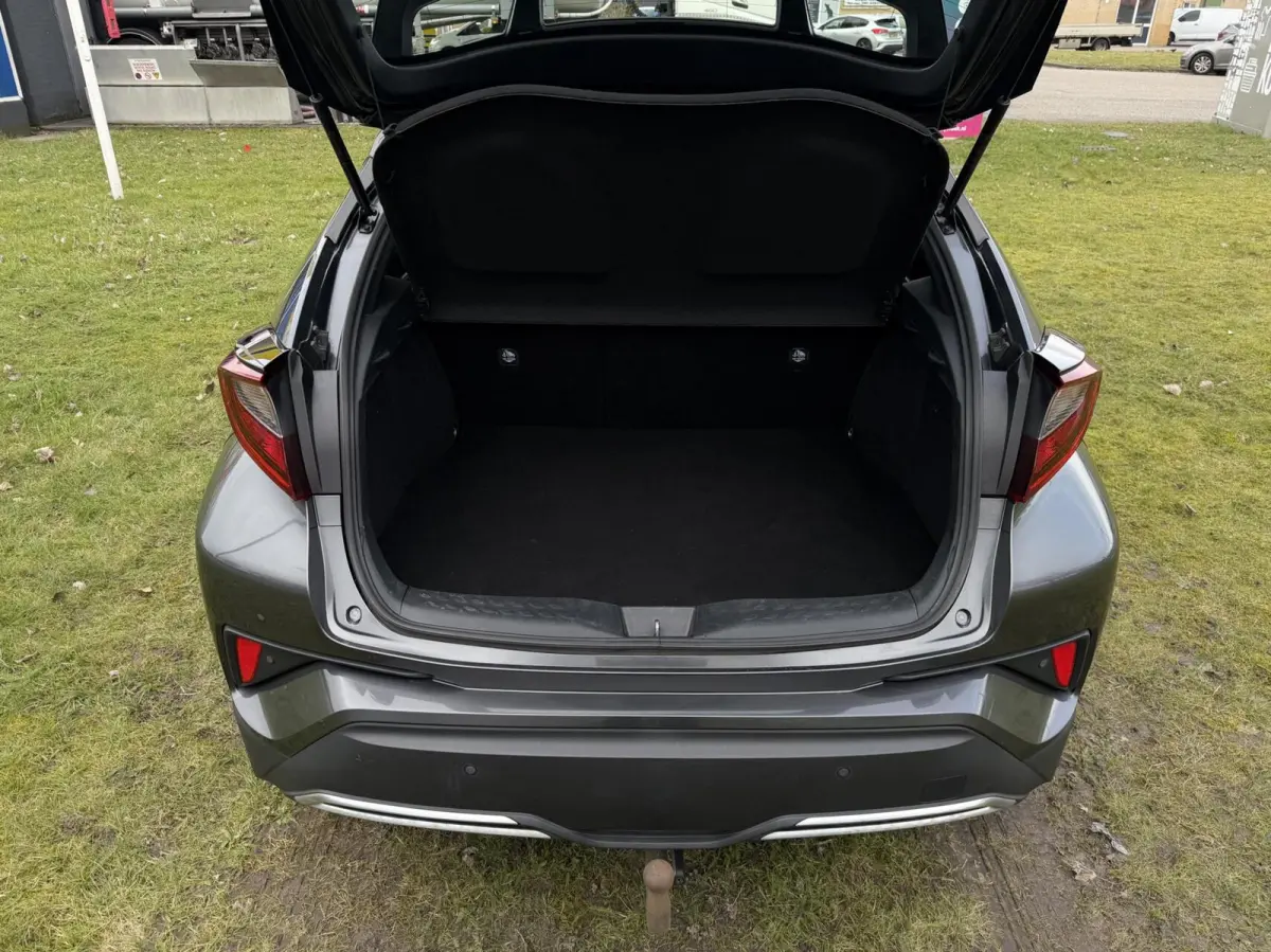 2.0 Hybrid Dynamic 184PK - NAVI/CAMERA/ACC/NAP
