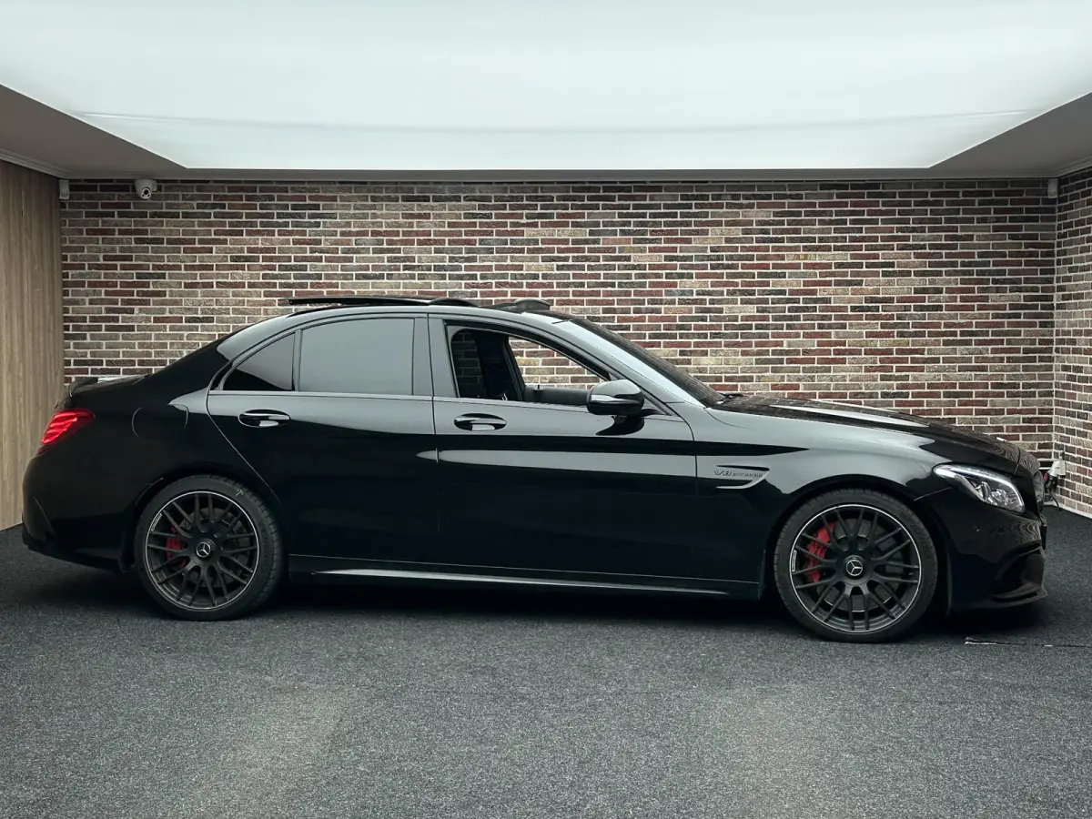 AMG 63 S Panorama Dealer 360 Headup Burmeister Memory