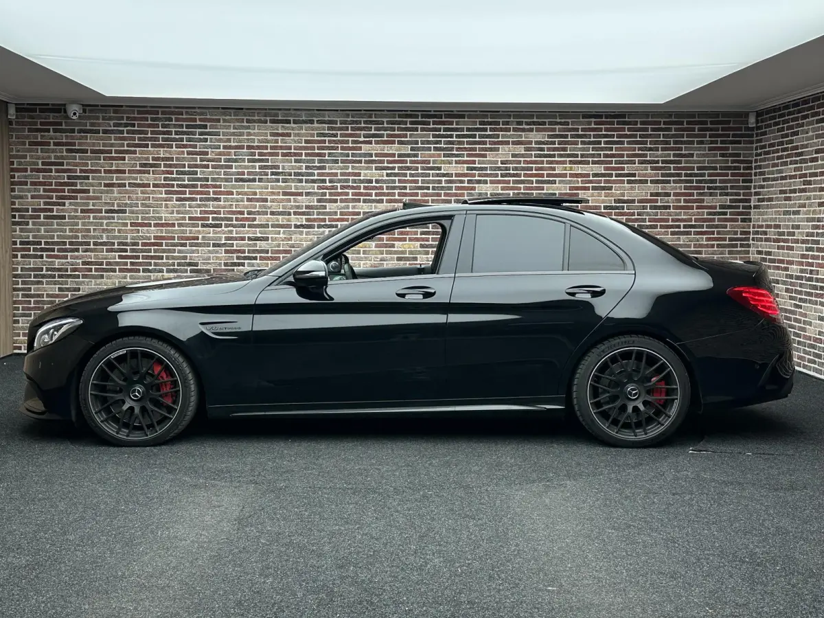 AMG 63 S Panorama Dealer 360 Headup Burmeister Memory