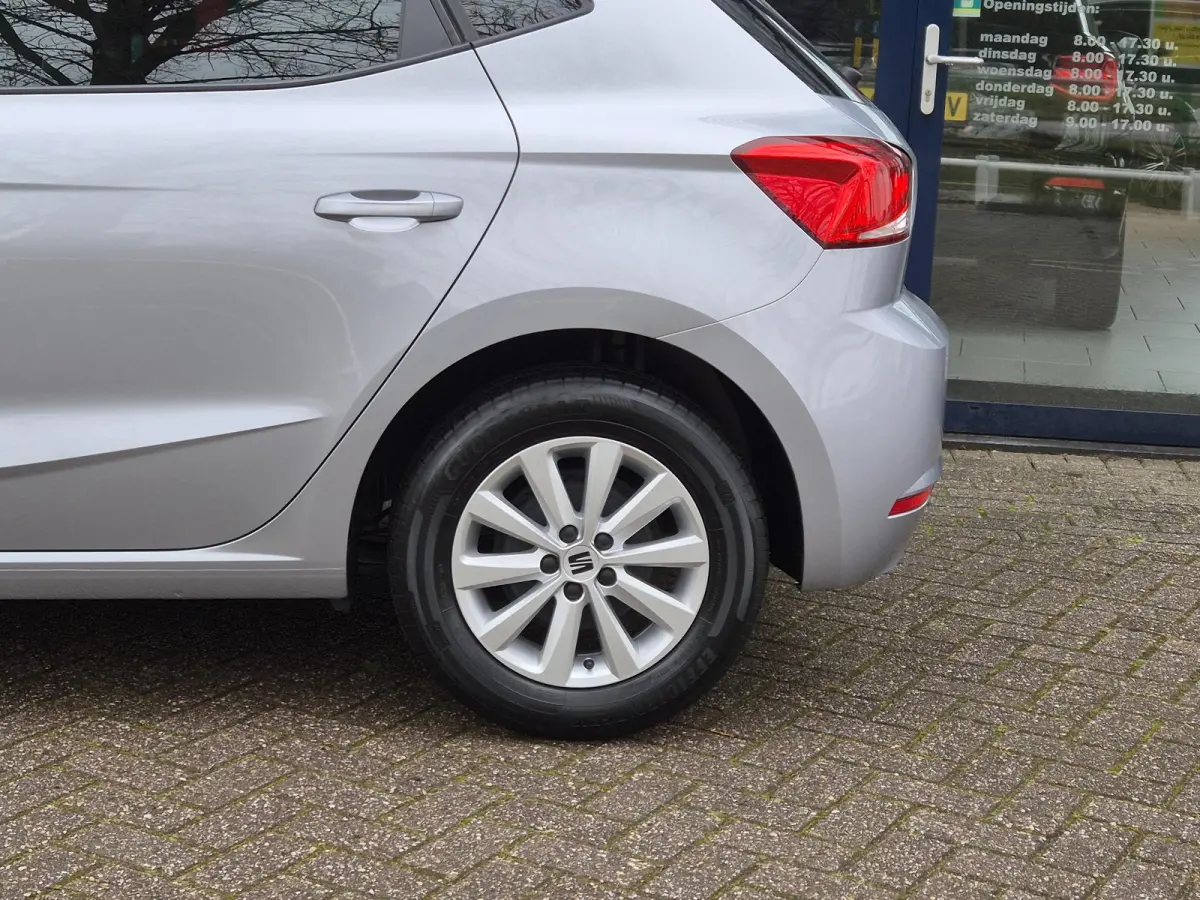 1.0 EcoTSI Style Business Connect | ECC | LM Velgen | Android Auto/ Apple CarPlay | Stoelverwarming |
