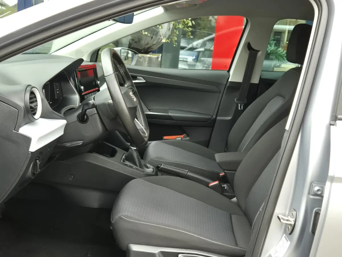 1.0 EcoTSI Style Business Connect | ECC | LM Velgen | Android Auto/ Apple CarPlay | Stoelverwarming |