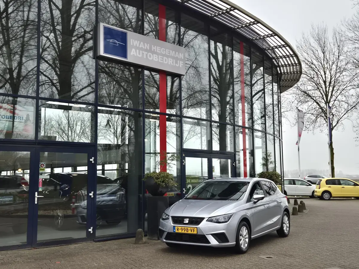 1.0 EcoTSI Style Business Connect | ECC | LM Velgen | Android Auto/ Apple CarPlay | Stoelverwarming |