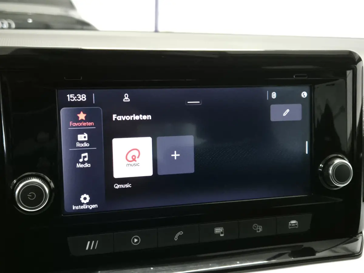 1.0 EcoTSI Style Business Connect | ECC | LM Velgen | Android Auto/ Apple CarPlay | Stoelverwarming |
