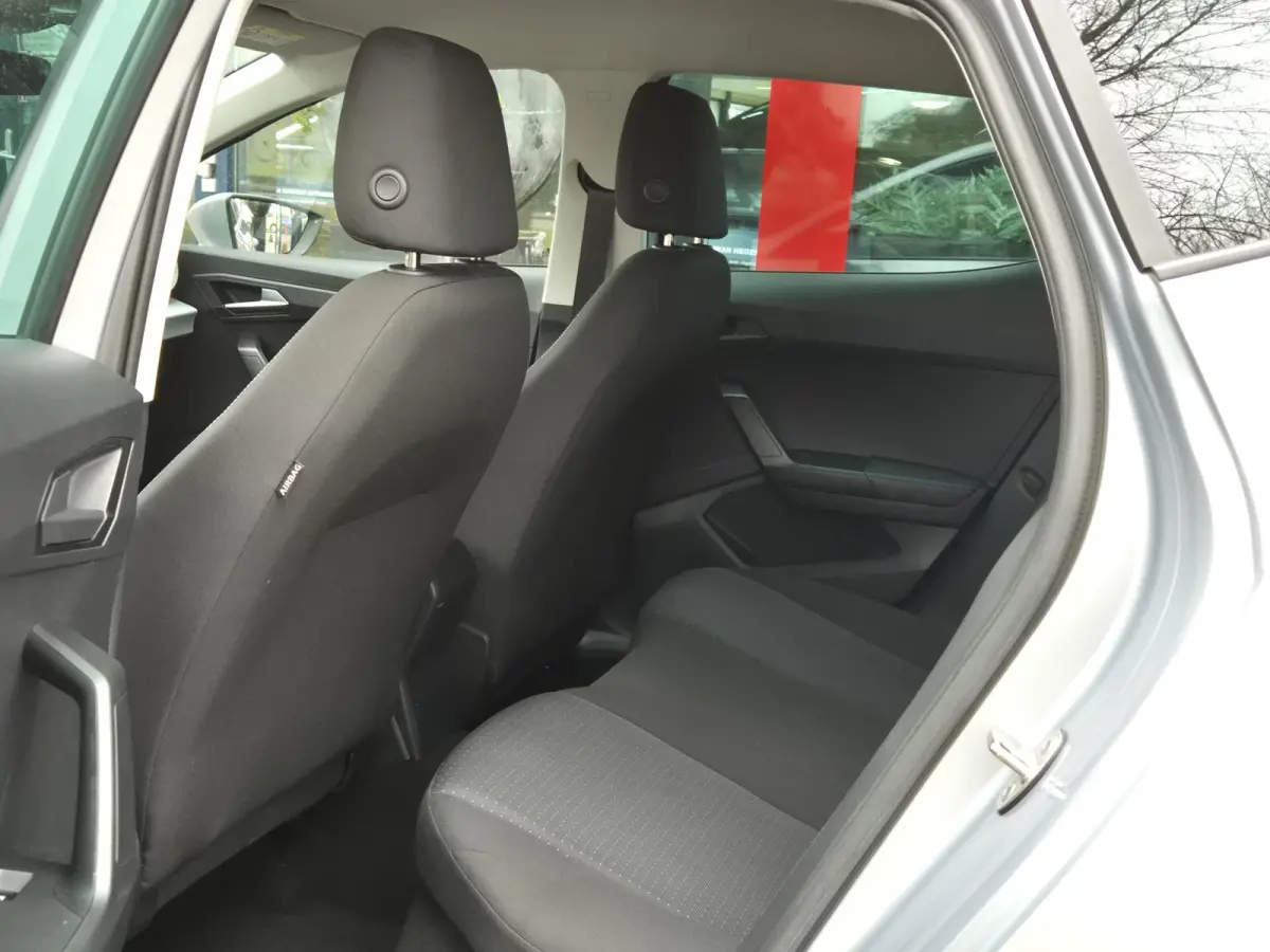 1.0 EcoTSI Style Business Connect | ECC | LM Velgen | Android Auto/ Apple CarPlay | Stoelverwarming |