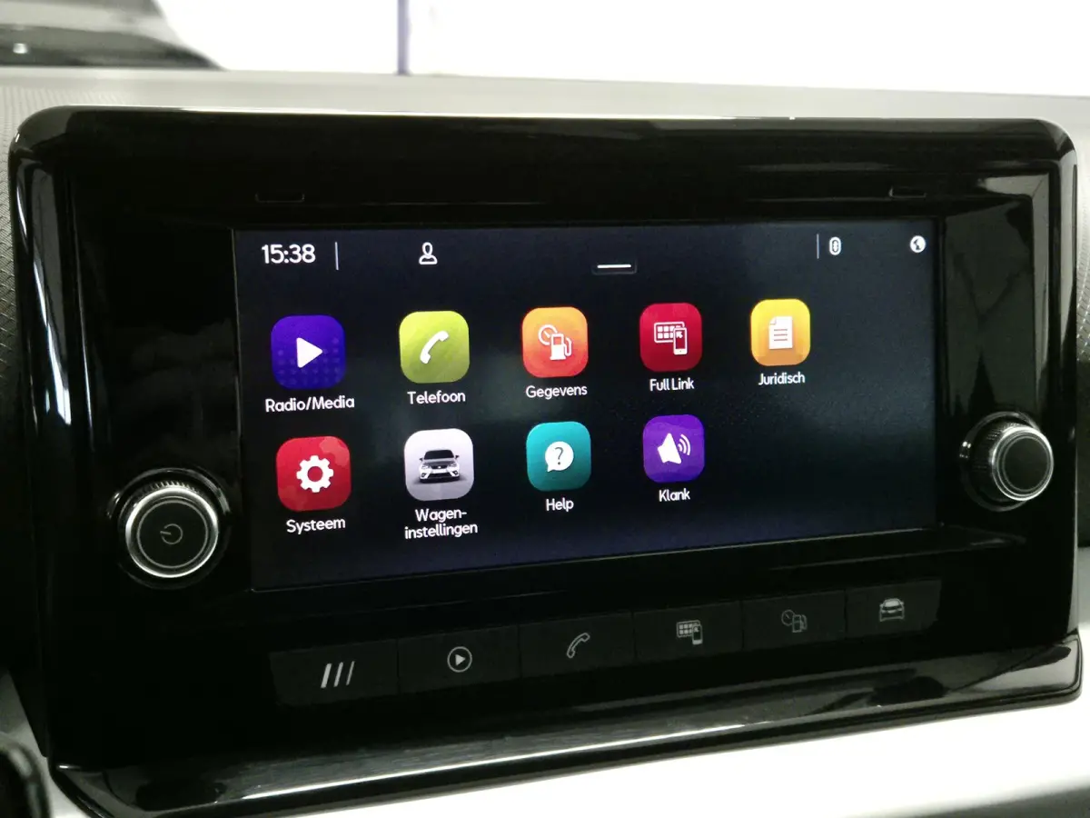 1.0 EcoTSI Style Business Connect | ECC | LM Velgen | Android Auto/ Apple CarPlay | Stoelverwarming |