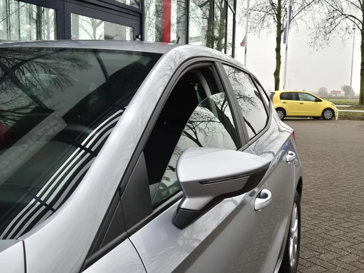 1.0 EcoTSI Style Business Connect | ECC | LM Velgen | Android Auto/ Apple CarPlay | Stoelverwarming |