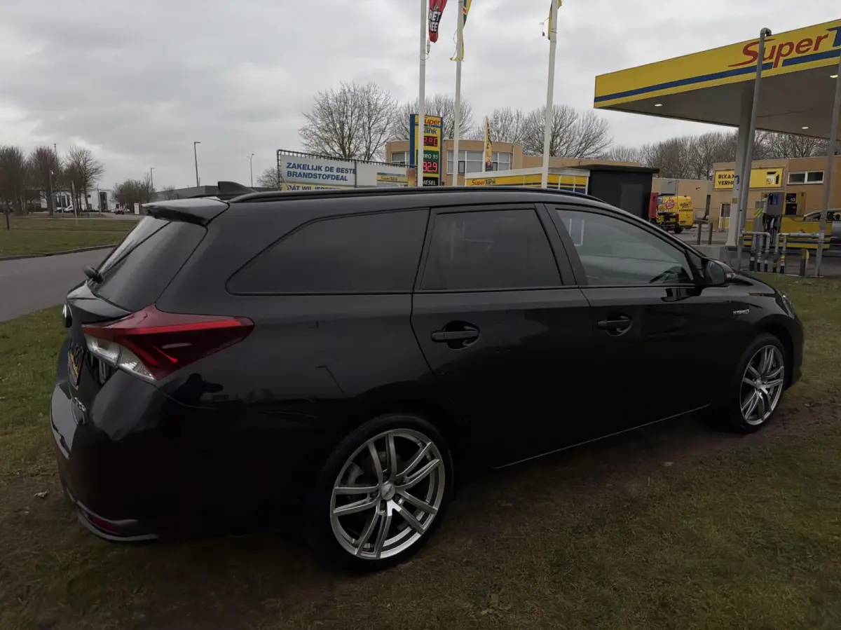 1.8 Hybrid Now - FACELIFT/NAVI/CARPLAY/NAP