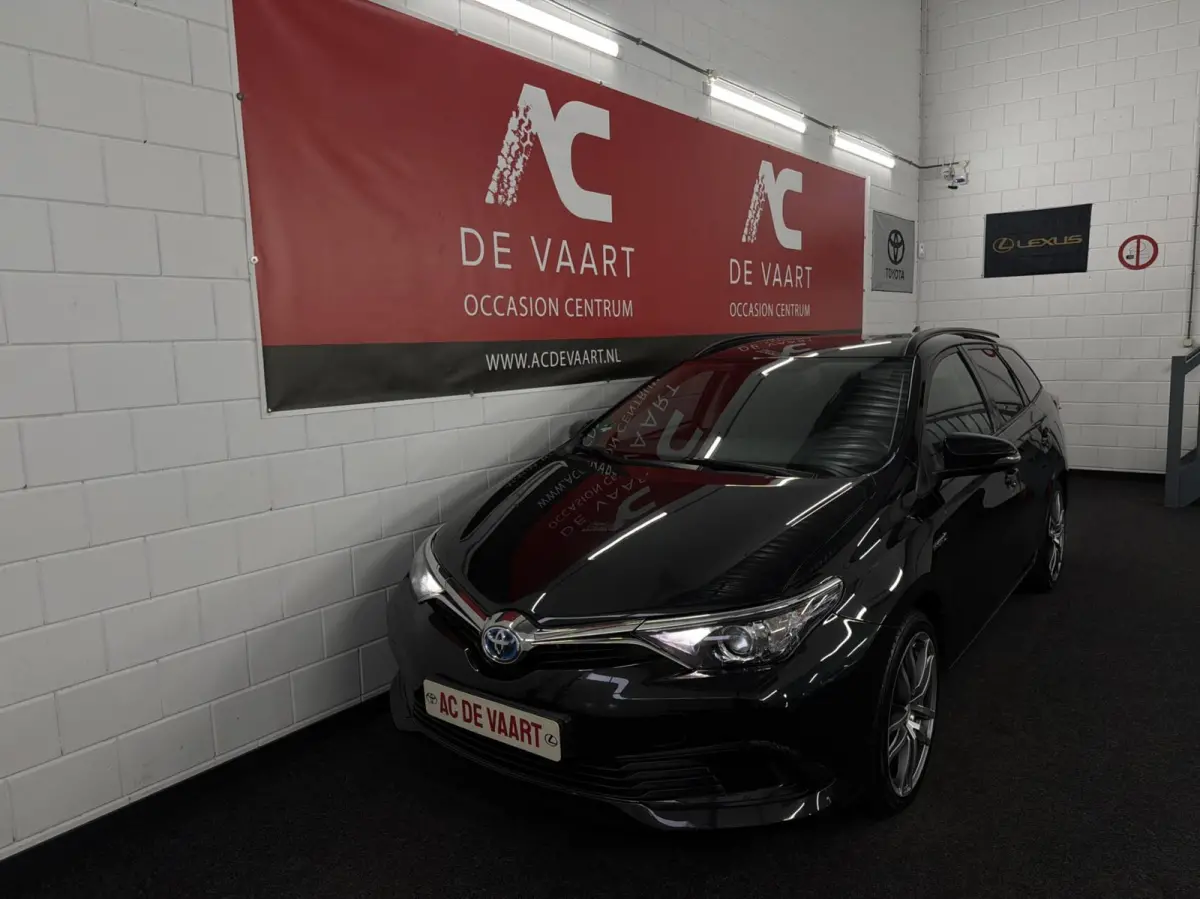 1.8 Hybrid Now - FACELIFT/NAVI/CARPLAY/NAP