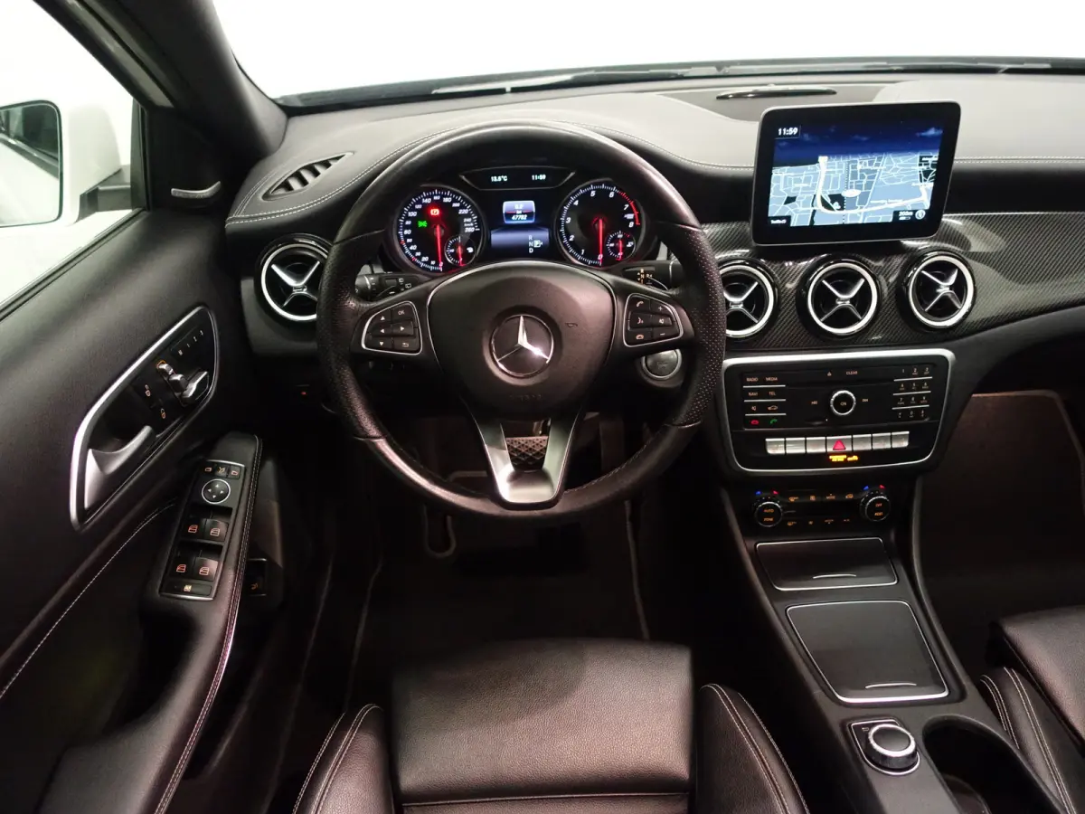 180 AMG Premium Plus Aut- Nap 47dkm, Harman Kardon, 360 camera, Sfeerverlichting, Keyless, Clima