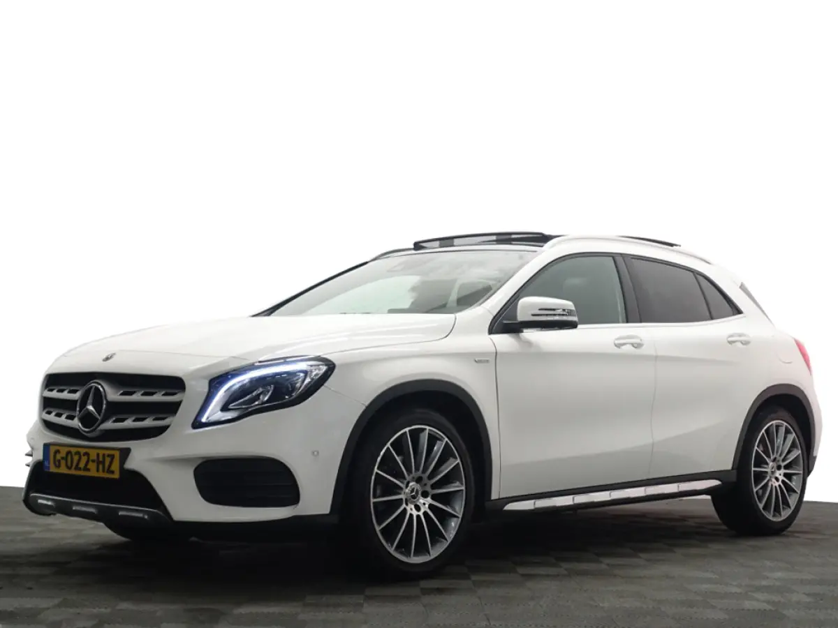 180 AMG Premium Plus Aut- Nap 47dkm, Harman Kardon, 360 camera, Sfeerverlichting, Keyless, Clima