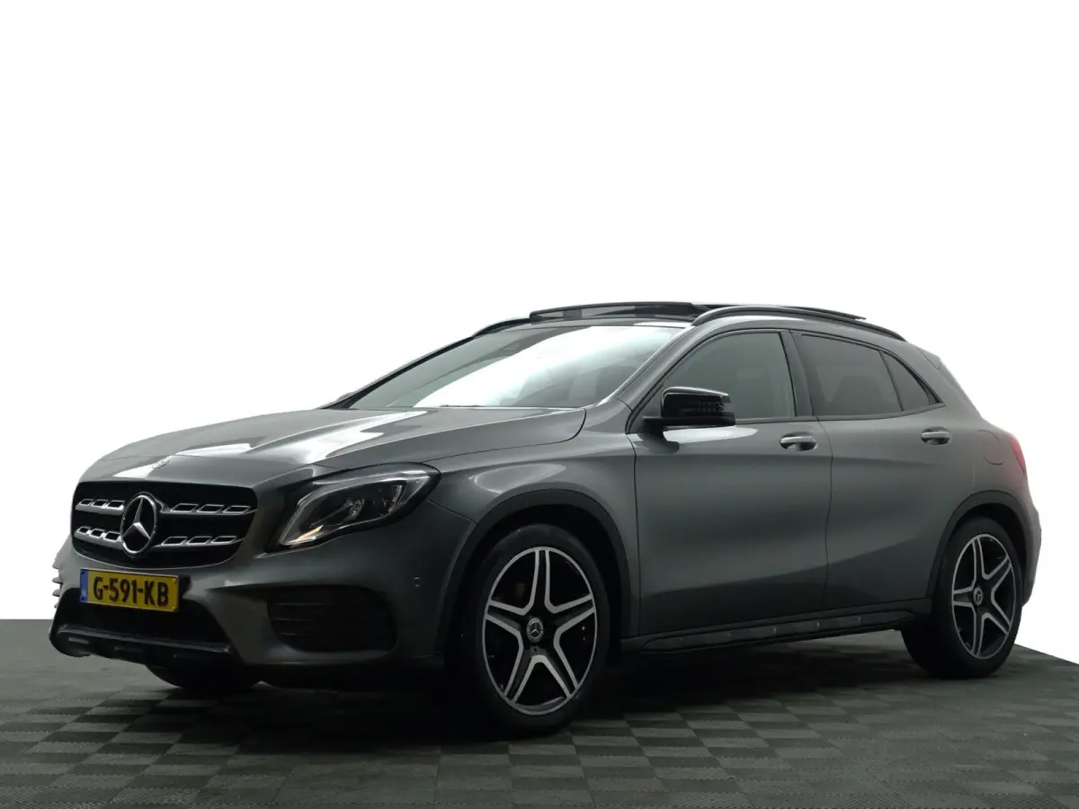 180 AMG Night Edition Aut- Panoramadak, Sfeerverlichting, Camera, Dynamic Select, Keyless, Xenon Led