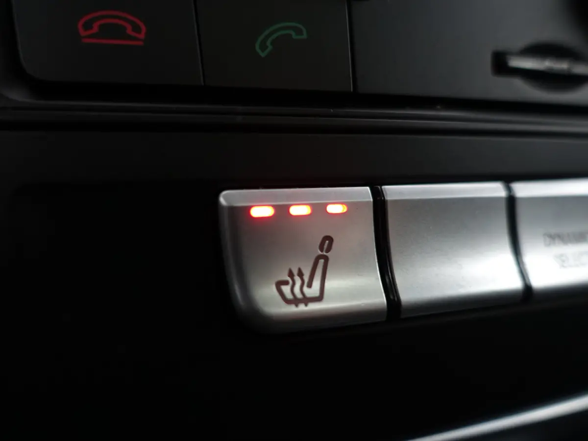 180 AMG Night Edition Aut- Panoramadak, Sfeerverlichting, Camera, Dynamic Select, Keyless, Xenon Led