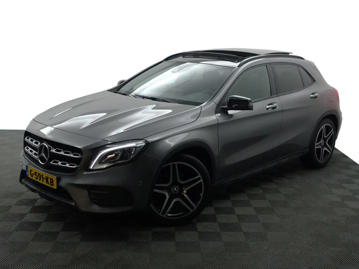 180 AMG Night Edition Aut- Panoramadak, Sfeerverlichting, Camera, Dynamic Select, Keyless, Xenon Led