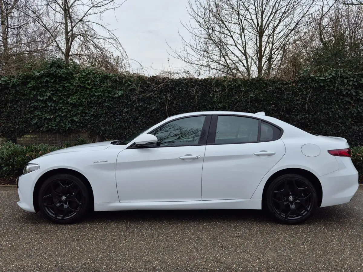2.0 T AWD Veloce 280 PK Automaat Line Assist Camera Rood Leder Stuurverwarming