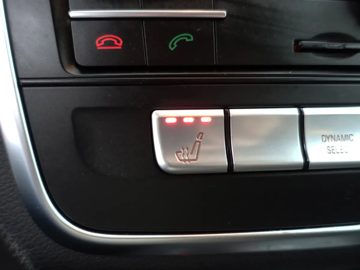 180 AMG Night Edition Aut- Keyless, Camera, Sfeerverlichting, Sport Interieur, Dynamic Select