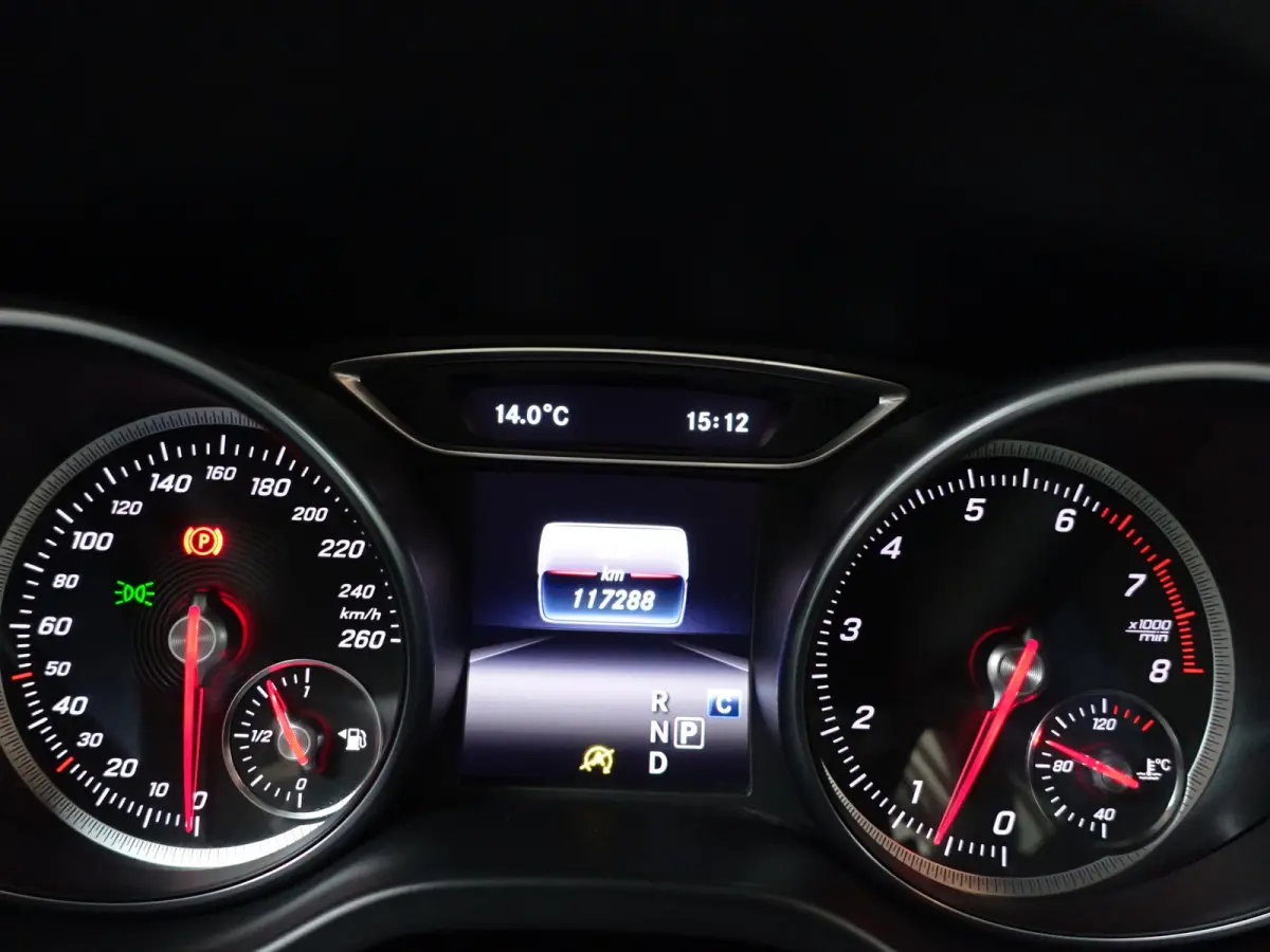 180 AMG Night Edition Aut- Keyless, Camera, Sfeerverlichting, Sport Interieur, Dynamic Select