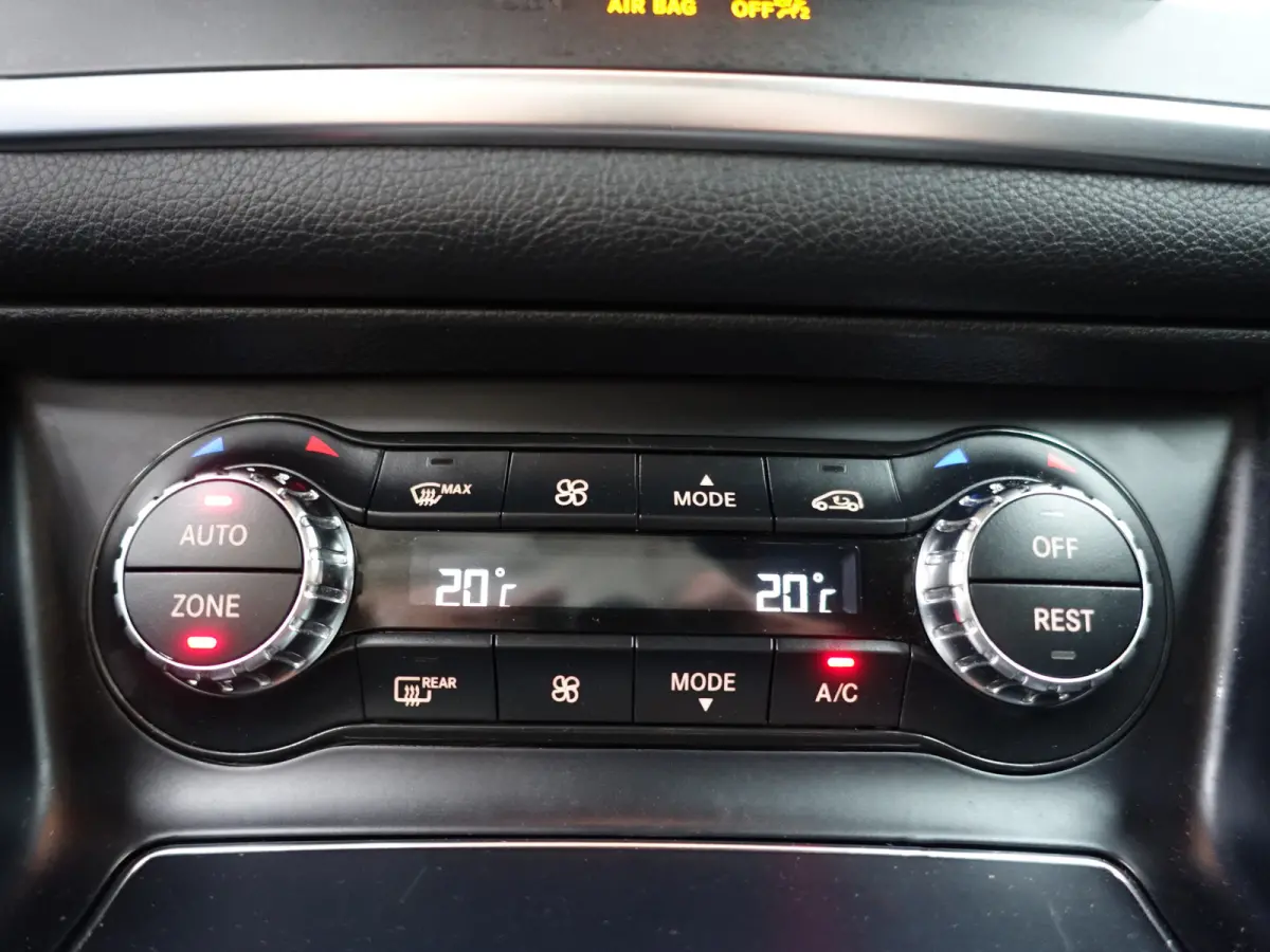 180 AMG Night Edition Aut- Keyless, Camera, Sfeerverlichting, Sport Interieur, Dynamic Select