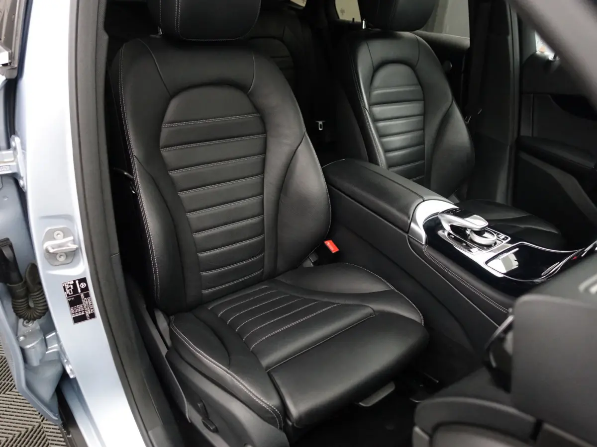 350e 4MATIC AMG Prestige Plus Aut- Schuifdak, Burmester Audio, Keyless, Lane Assist, Xenon Led, Leder Interieur
