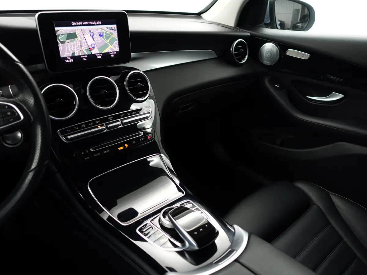 350e 4MATIC AMG Prestige Plus Aut- Schuifdak, Burmester Audio, Keyless, Lane Assist, Xenon Led, Leder Interieur