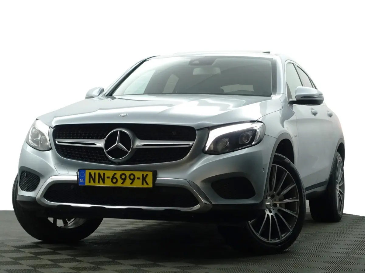 350e 4MATIC AMG Prestige Plus Aut- Schuifdak, Burmester Audio, Keyless, Lane Assist, Xenon Led, Leder Interieur