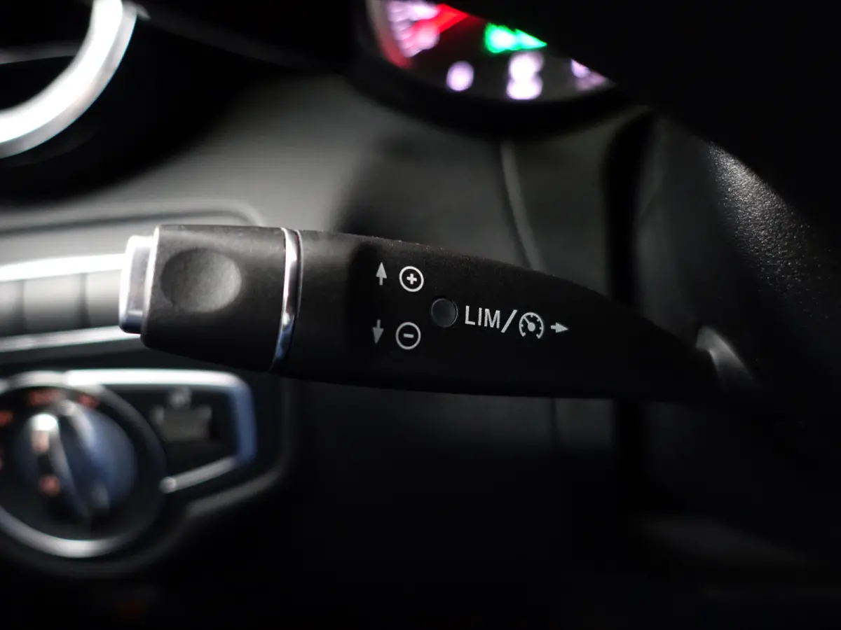 350e 4MATIC AMG Prestige Plus Aut- Schuifdak, Burmester Audio, Keyless, Lane Assist, Xenon Led, Leder Interieur