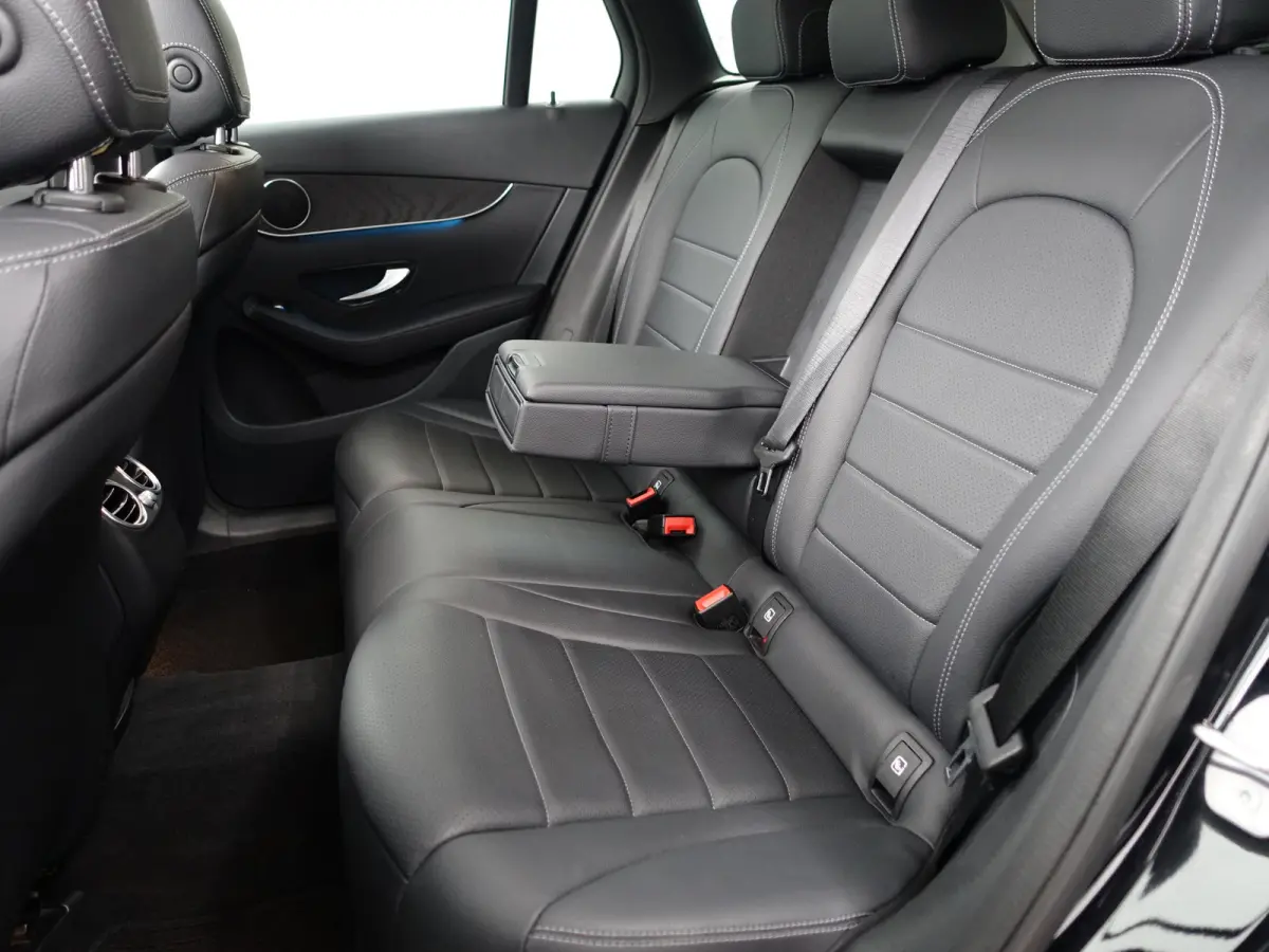 220 d 4MATIC AMG Premium Plus Aut- Panoramadak, 360 Camera, Sfeerverlichting, Ada Cruise, Elek Trekhaak, Leder Sport Interieur