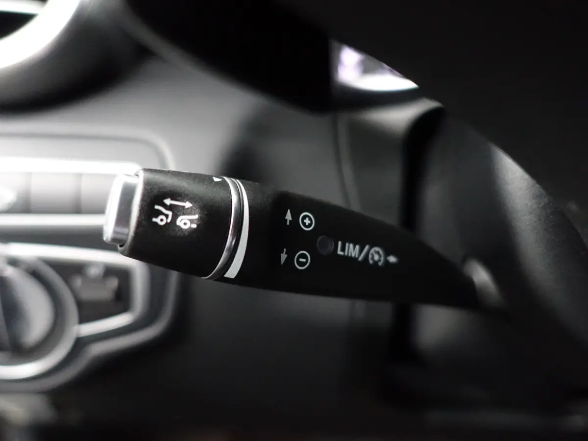 220 d 4MATIC AMG Premium Plus Aut- Panoramadak, 360 Camera, Sfeerverlichting, Ada Cruise, Elek Trekhaak, Leder Sport Interieur