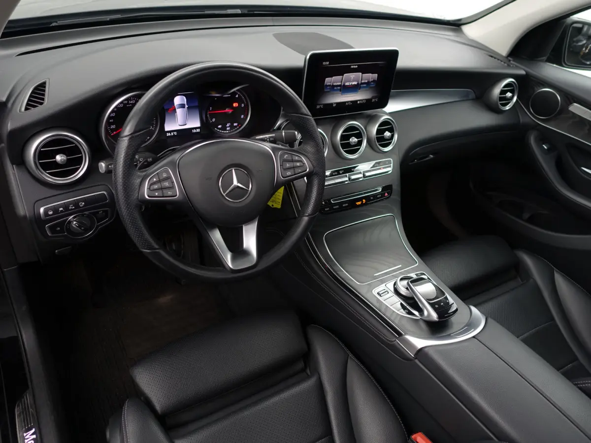 220 d 4MATIC AMG Premium Plus Aut- Panoramadak, 360 Camera, Sfeerverlichting, Ada Cruise, Elek Trekhaak, Leder Sport Interieur