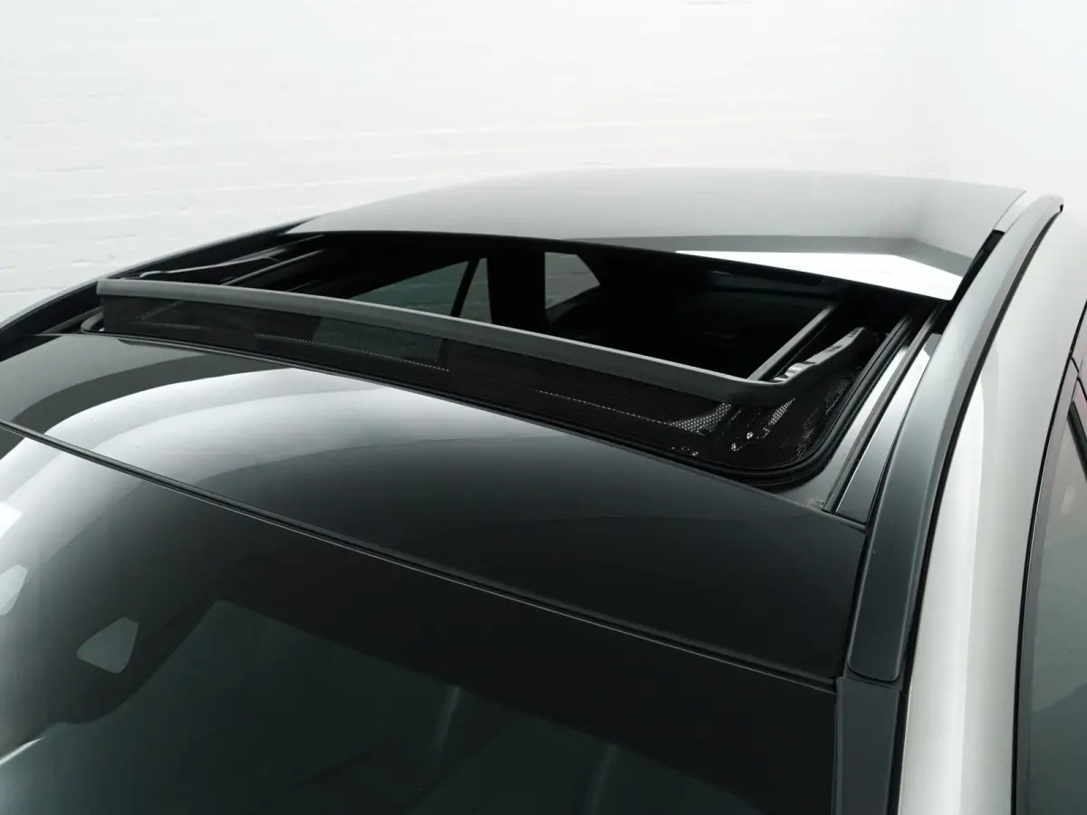 400e 4MATIC AMG Line- Achteras besturing, Burmester Audio, Head Up, Panoramadak, Carbon, Sfeerverlichting
