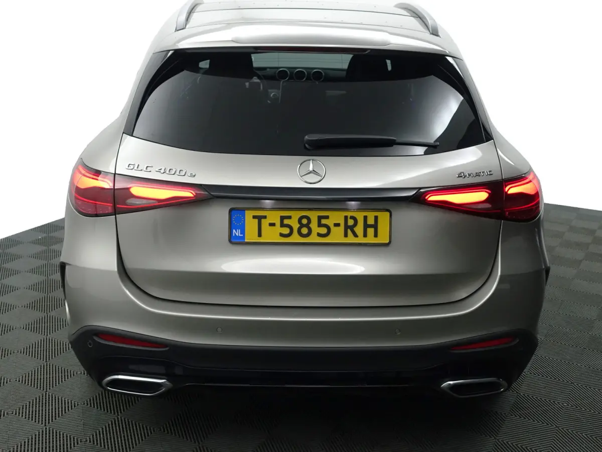 400e 4MATIC AMG Line- Achteras besturing, Burmester Audio, Head Up, Panoramadak, Carbon, Sfeerverlichting
